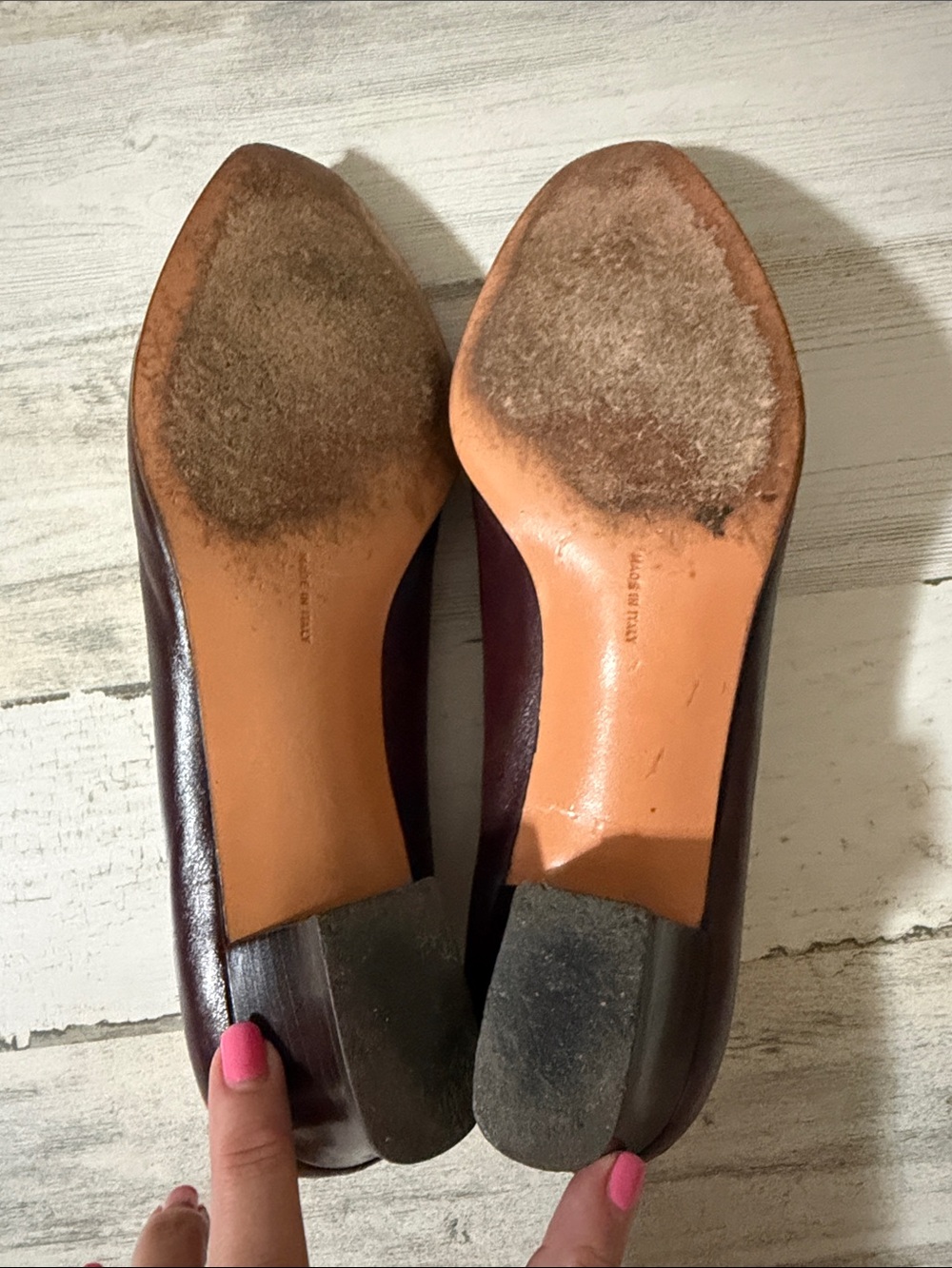 Salvatore Ferragamo Burgundy Croc-Accent Leather Pumps with Gold Buckle - Picture 9 of 11